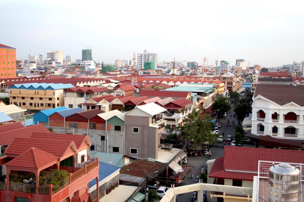Lalune Hotel Phnom Penh Exterior foto