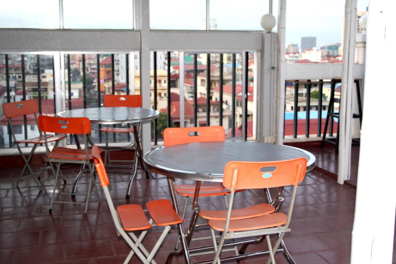 Lalune Hotel Phnom Penh Exterior foto
